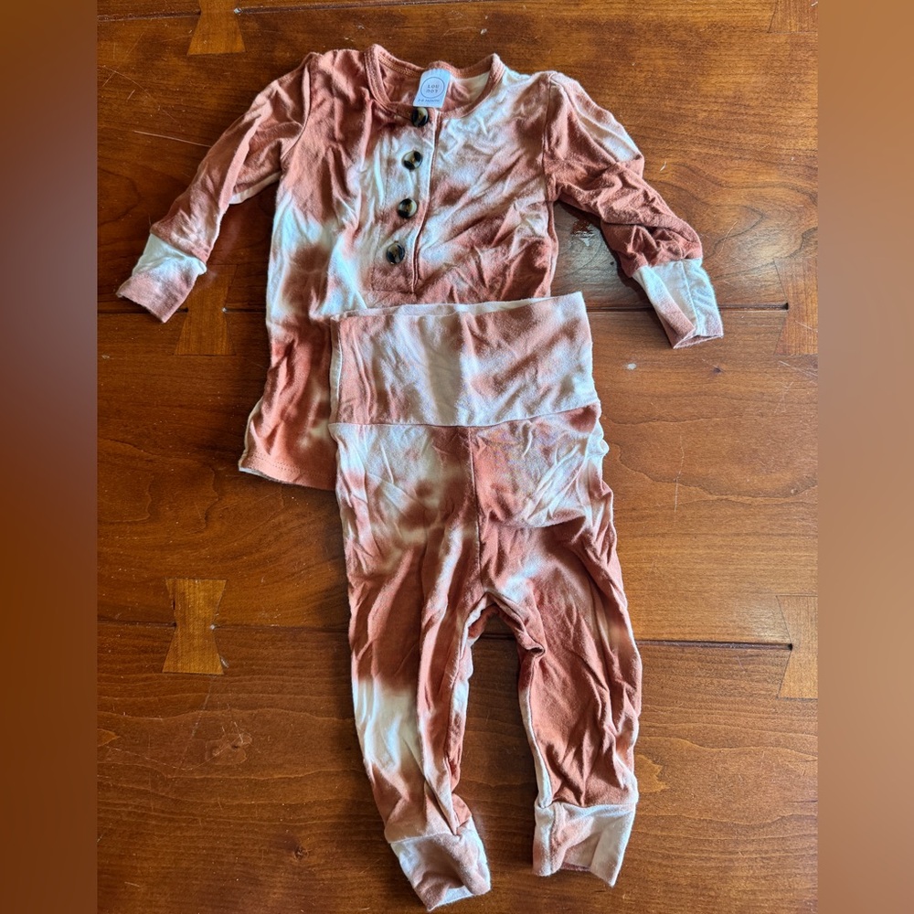 Lou Lou and Company Top and Bottoms 3-6months